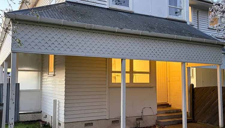 806 Takapu Place, Camberley