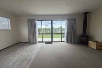24 South Highway East, Whitianga