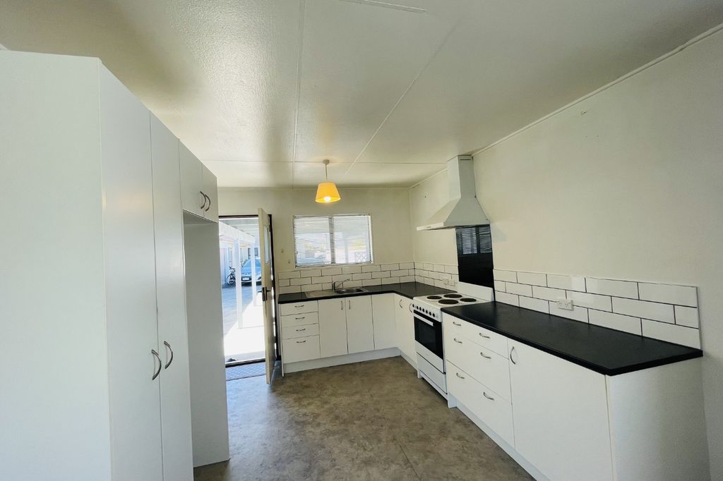 Karaitiana Street, Frimley 2
