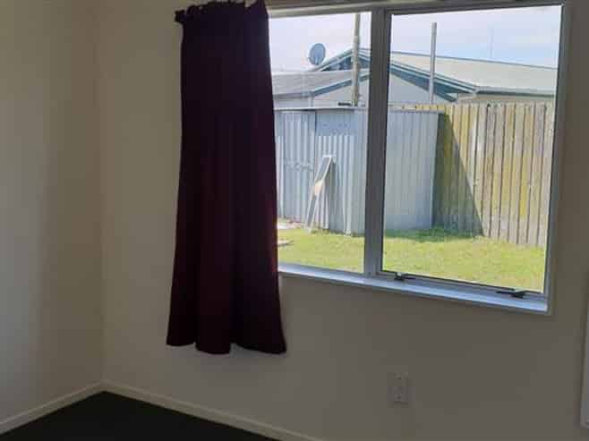 1/3 Tarbet Place , Flaxmere