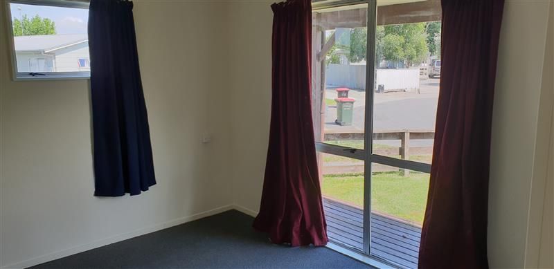 Tarbet Place, Flaxmere 4