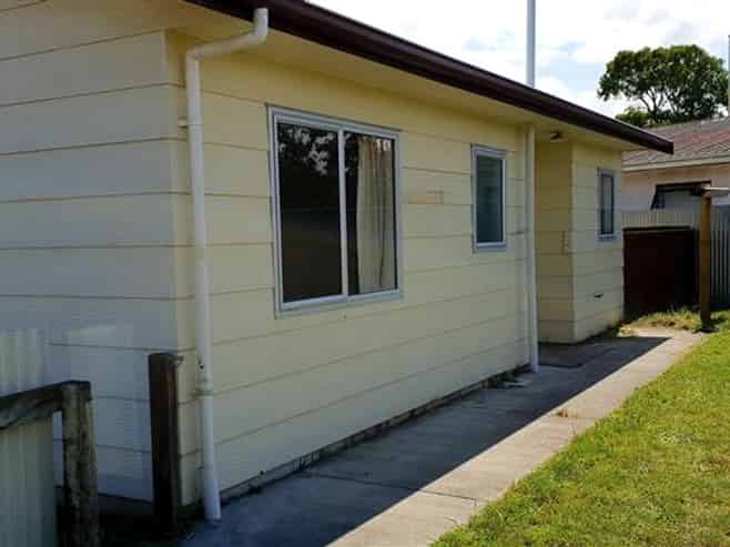 1/3 Tarbet Place , Flaxmere