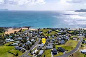 54 Stratford Drive, Cable Bay