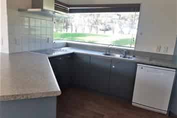 19 Mandeville Place, Unsworth Heights