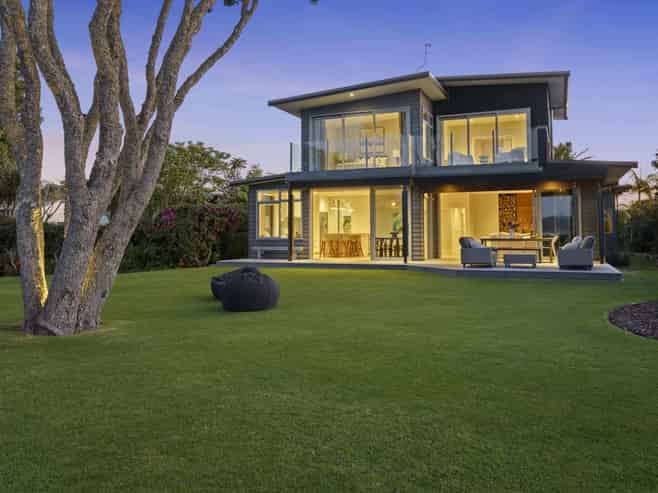 13 Graham Street, One Tree Point