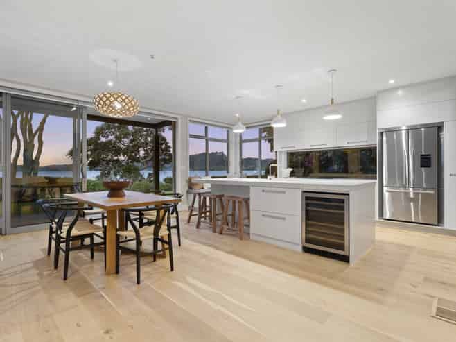 13 Graham Street, One Tree Point