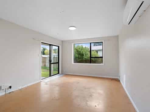 1/8 Raymond Road, Bromley
