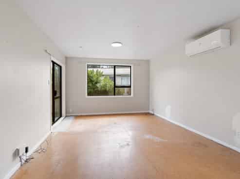 1/8 Raymond Road, Bromley