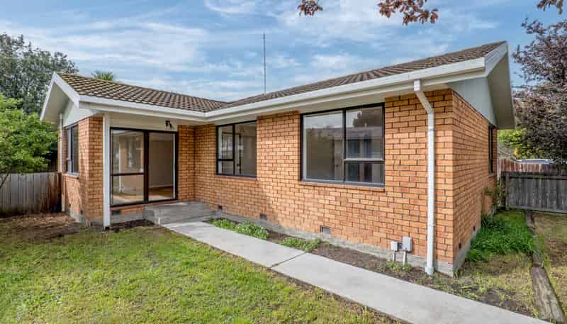 1/8 Raymond Road, Bromley