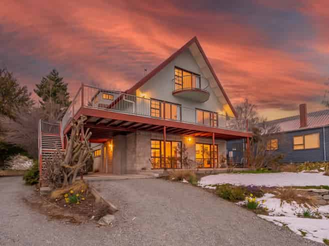 36 Murray Place, Lake Tekapo