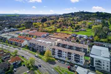3/130 Stancombe Road, Flat Bush
