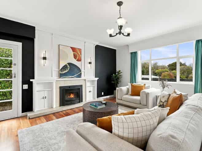 3 Dickson Crescent, Saint Johns Hill
