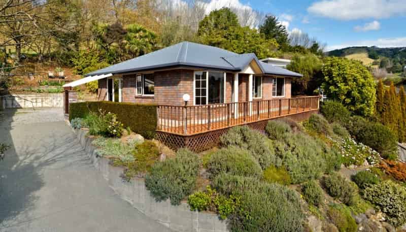 12 Burrough Place, Enner Glynn