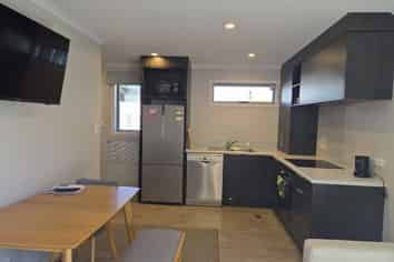 4/20 Jones Crescent (Room B), Melville