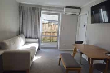 4/20 Jones Crescent (Room B), Melville