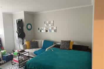 4/20 Jones Crescent (Room B), Melville