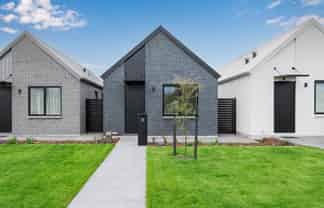 3/160 Mazengarb Road, Paraparaumu