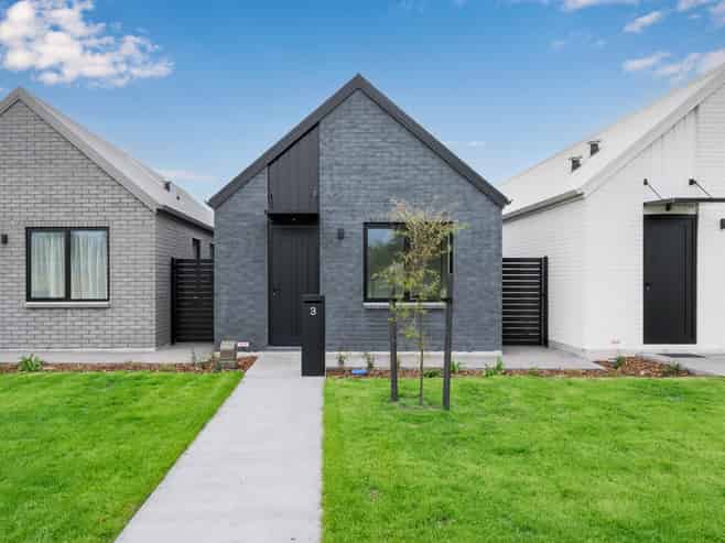 3/160 Mazengarb Road, Paraparaumu