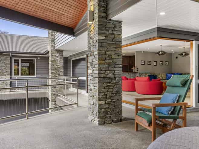 13 Oregon Drive, Rainbow Point