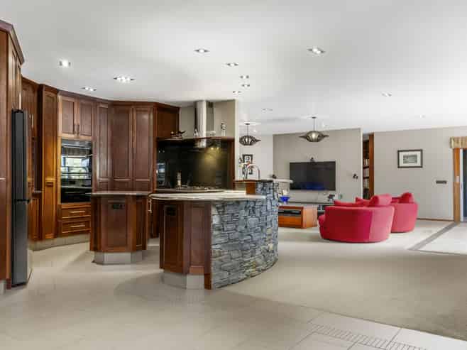 13 Oregon Drive, Rainbow Point