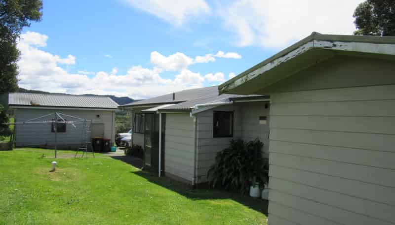 735 Tairua SH25 Road, Onemana