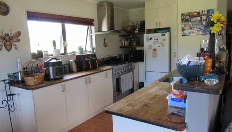 735 Tairua SH25 Road, Onemana