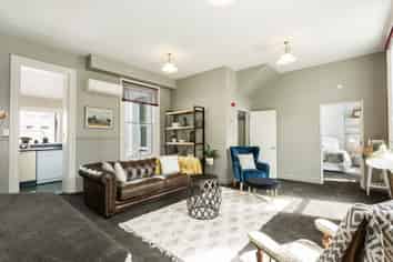 10/33 Dowling Street, Dunedin Central