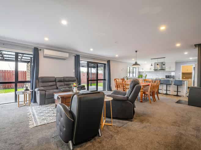 38 Airport Drive, Milson