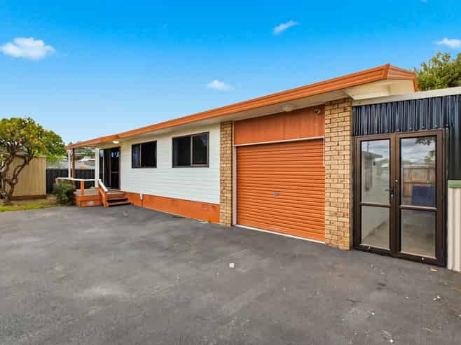 418B Ngatai Road, Bellevue