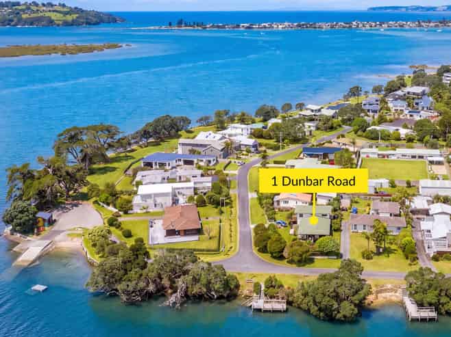 1 Dunbar Road, Point Wells
