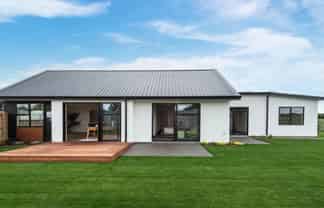 18 Plover Avenue, Amberley