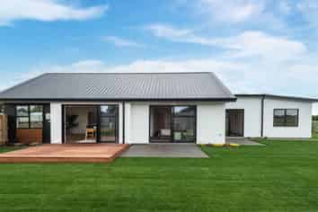 18 Plover Avenue, Amberley
