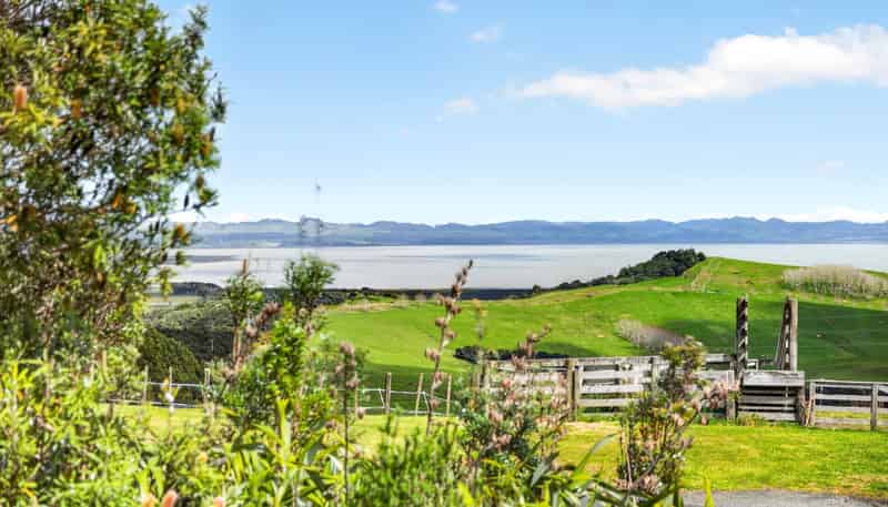 204 Oyster Point Road, Kaukapakapa