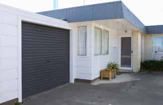 2/42 Ranfurly Street, Tamatea