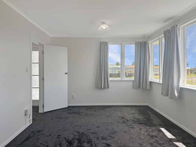 65A Hinemoa Street, Levin