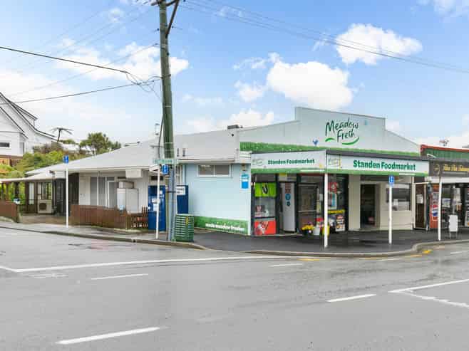 102 Karori Road, Karori