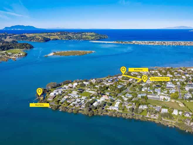 13 Harbour View Road, Point Wells