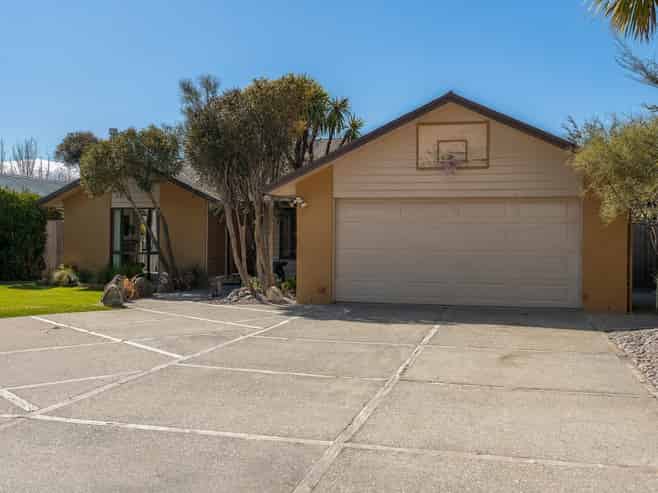 7 Poolburn Court, Lake Hayes Estate