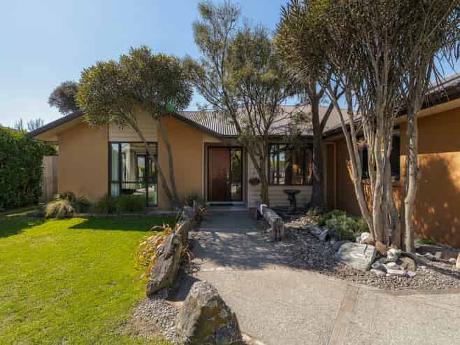 7 Poolburn Court, Lake Hayes Estate