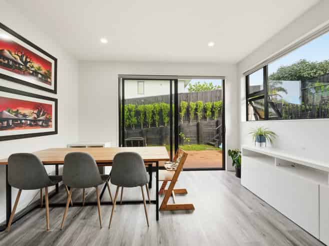 9/90 Picasso Drive, West Harbour