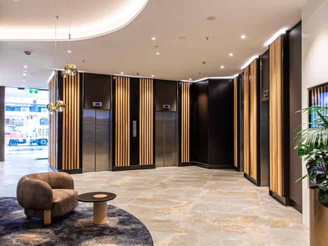 Elevated Workspace - Blending Office with Opulence
