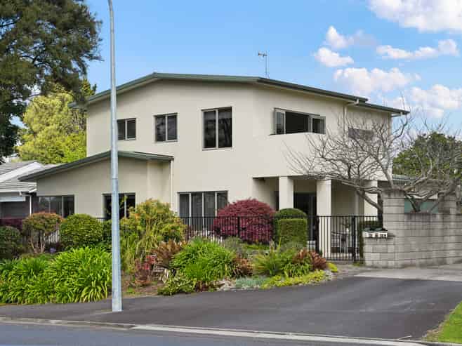 20 Ranfurly Avenue, Fairfield