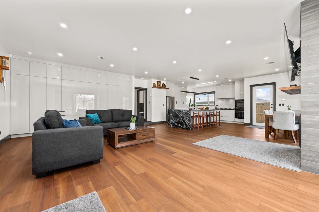 A BESPOKE FAMILY HOME BEYOND COMPARE 5