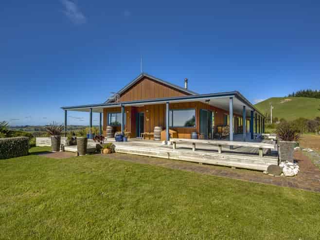 135 Willowford Road, Waiwhare
