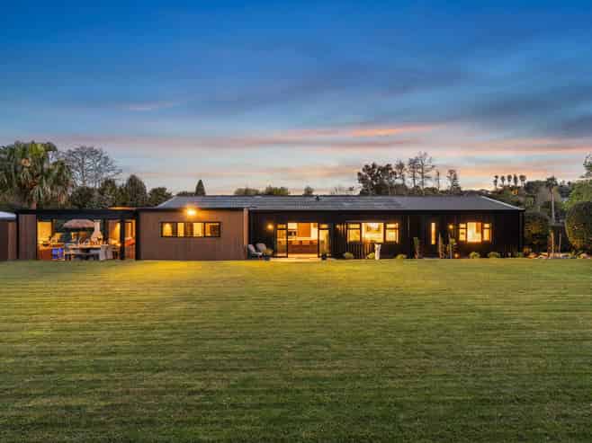 11 Herbert Drive, Whangamata