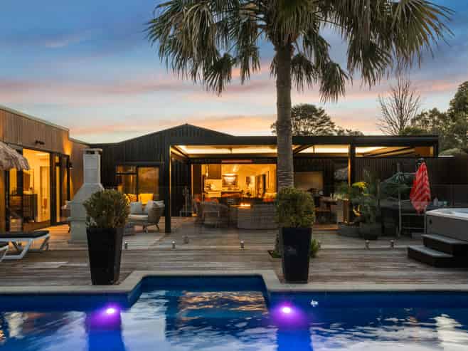 11 Herbert Drive, Whangamata