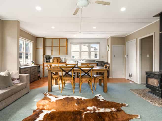 220b Aickin Road, Whangamata
