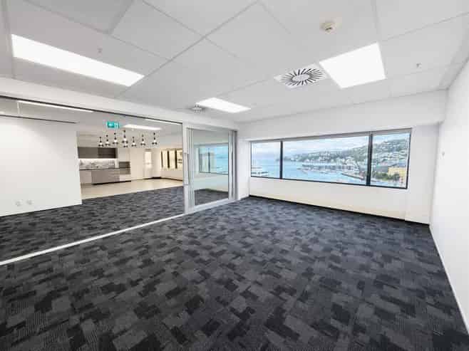 Penthouse Offices - South, West & Easterly Views