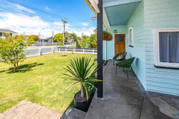 22 Young Street, Whanganui East