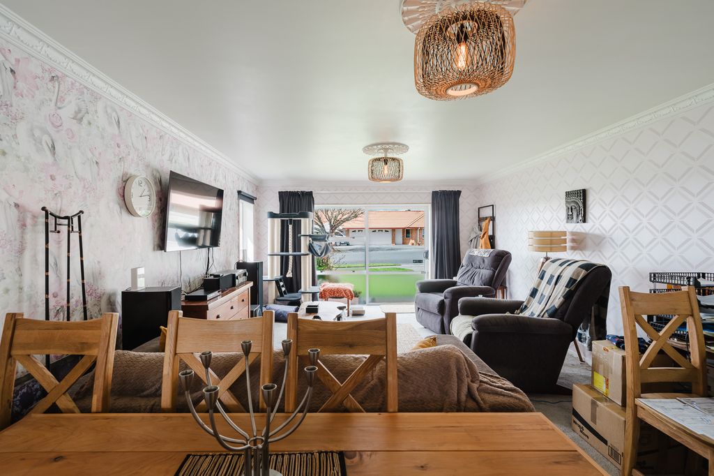 Renovated and Ready NOW!!! 5